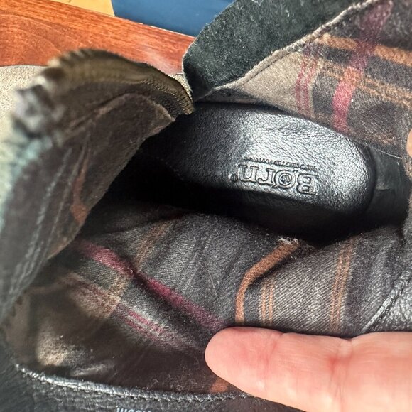 BORN Short Western Cowboy Booties Boots Round Toe Size 7.5 M - Picture 9 of 10